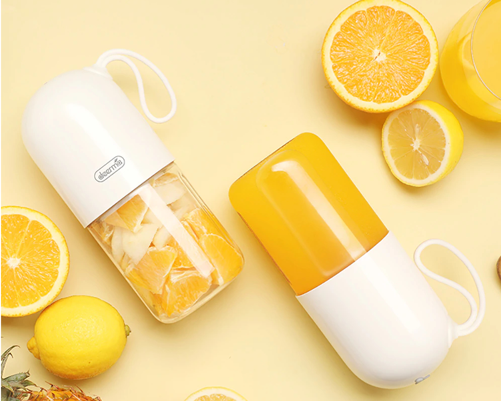 Portable Mini Capsule Shaped Electric Juicer
