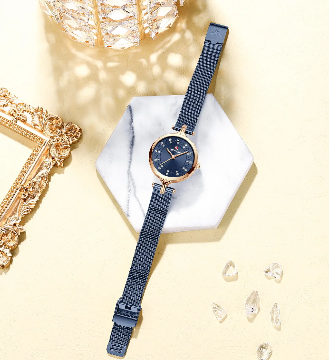 Women's Fashion Mesh Band Watch