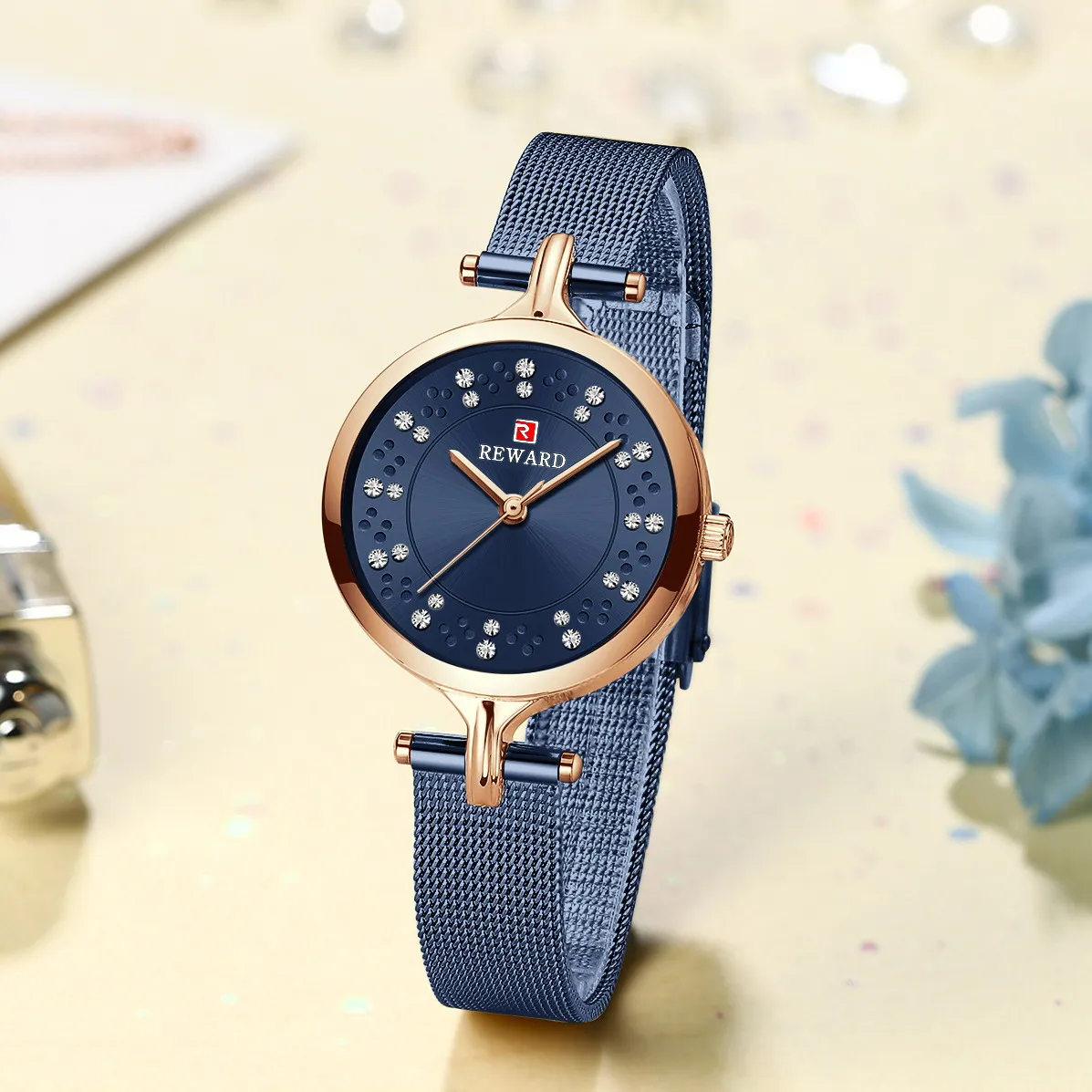 Women's Fashion Mesh Band Watch